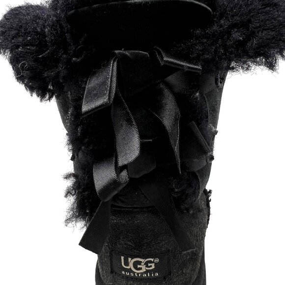 UGG Bailey Bow II Genuine Shearling Boots in Black Suede Women's Size 6 - Picture 6 of 10